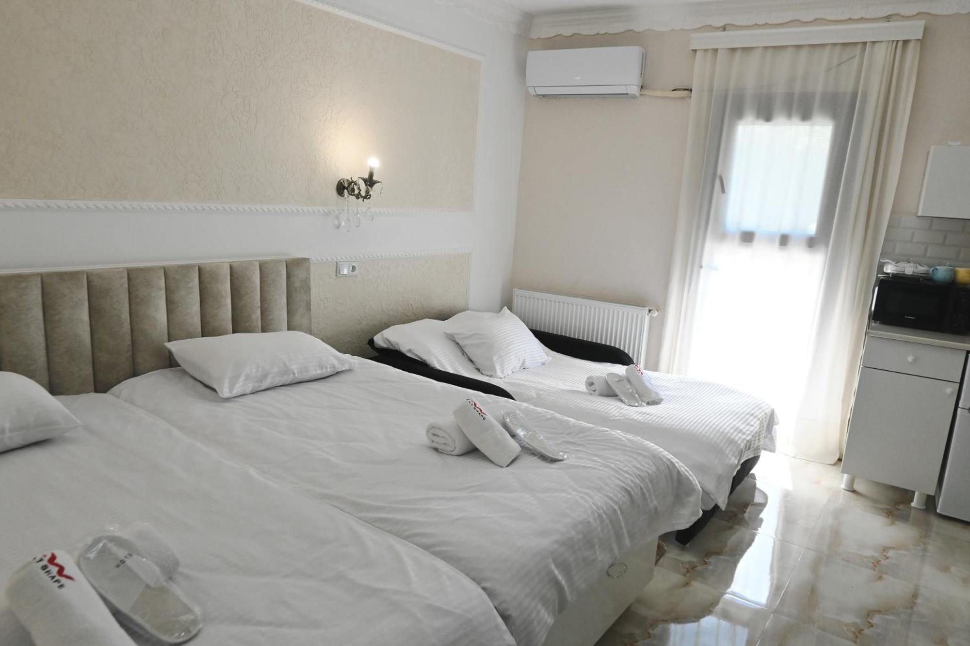 Jerusalem Hotel Kutaisi Ngoại thất bức ảnh